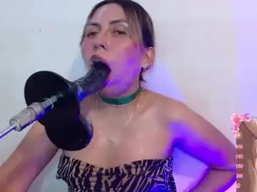 Chaturbate Live Porn of reychel_sens