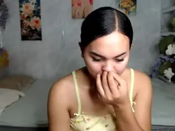 Chaturbate Free Live Porn of urasian_kat