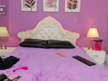 Chaturbate Live Sex Cam of yayaqueen