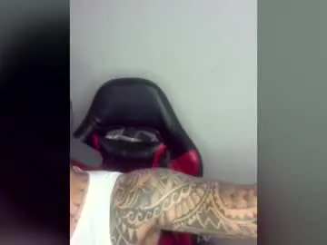 Chaturbate Live Sex Cam of adam_dom