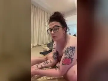 Chaturbate Live Porn of avoidingtheblooperreel