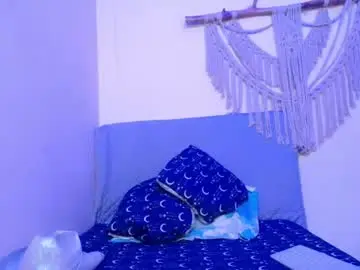 Chaturbate Live Sex Cam of destiny_boobs