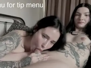 Chaturbate Free Live Porn of elyseeve333
