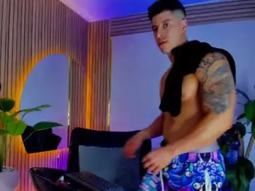 Chaturbate Best live sex cam show of lukas_green1