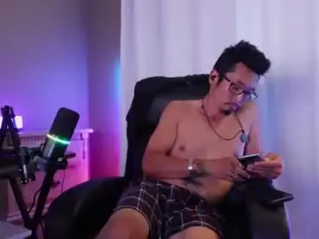 Chaturbate Watch Live Sex Cams of mr_kim69