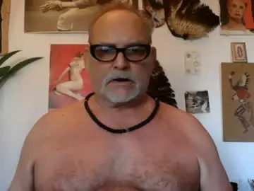 Chaturbate Live Sex Cam of nastydaddyfatcock15