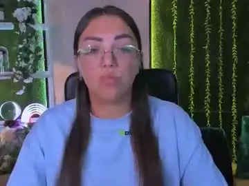 Chaturbate Live Sex Cam of angel_hip