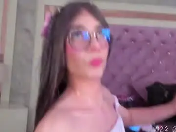 Chaturbate Live Porn of ariel_versace