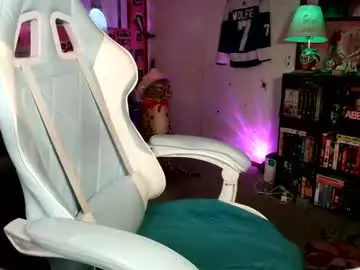 Chaturbate Live Sex Cam of wolfie_777