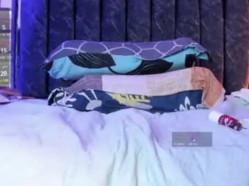Chaturbate Live Sex Cam of amber_18x