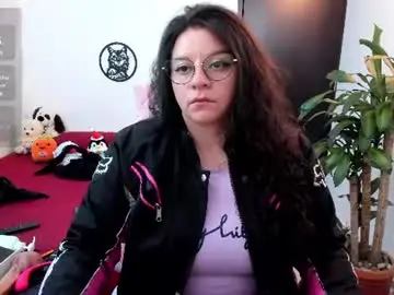 Chaturbate Live Sex of amber_sexy14