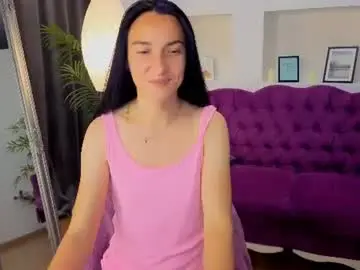 Chaturbate Nude Webcam of emilygreyy__