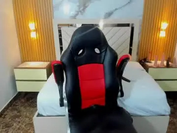 Chaturbate Watch Live Sex Cams of karolandluna