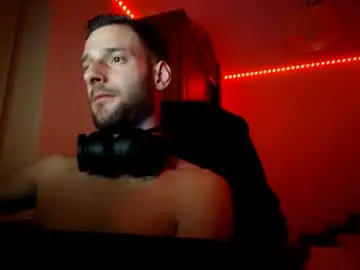 Chaturbate Watch Live Sex Cams of leoncilloo1993