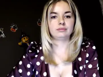 Chaturbate Live Sex Cam of love_dom_meg