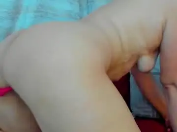 Chaturbate Live Sex Cam of victoriaarousse25