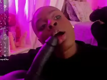 Chaturbate Best live sex cam show of anisha_zambrano