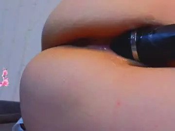 Chaturbate Watch Live Sex Cams of lovelybabyomg