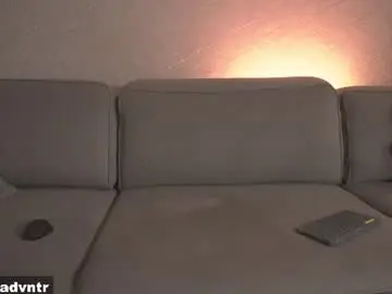 Chaturbate Live Porn of rus_adventure