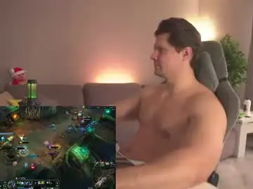 Chaturbate Watch Live Sex Cams of rus_adventure