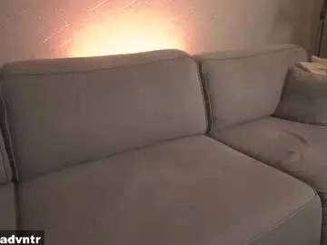 Chaturbate Live Sex Cam of rus_adventure