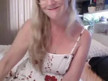 Chaturbate Free Porn Cam of total_aussie_milfs
