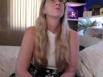 Chaturbate Watch Live Sex Cams of total_aussie_milfs