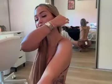 Chaturbate Live Porn of luvlivvyy