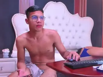 Chaturbate Best live sex cam show of ashelyandalex