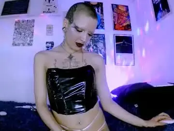 Chaturbate Sex Cam of plutonbluemoon_999