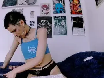 Chaturbate Nude Webcam of plutonbluemoon_999
