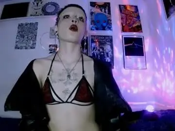 Chaturbate Nude Webcam of plutonbluemoon_999