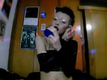 Chaturbate Sex Cam of plutonbluemoon_999