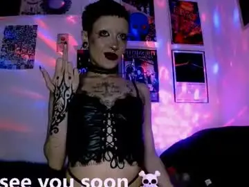 Chaturbate Free Porn Cam of plutonbluemoon_999