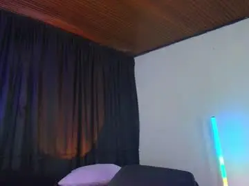 Chaturbate Live Sex Cam of labellelune_
