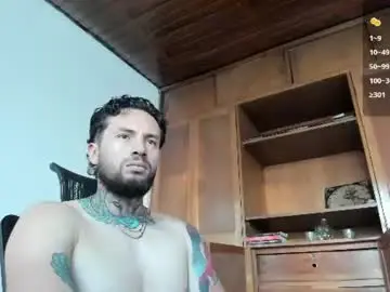 Chaturbate Live Sex Cam of master_steven_01