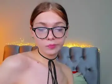 Chaturbate Nude Webcam of blondy_fina