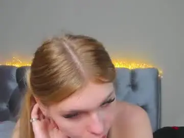 Chaturbate Sex Cam of blondy_fina