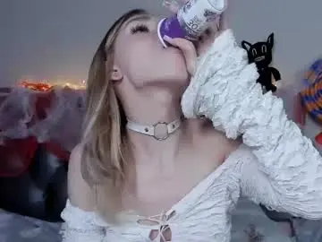 Chaturbate Sex Chat of blondy_fina