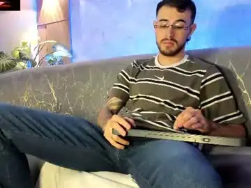 Chaturbate Nude Webcam of codyywalker
