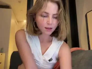 Chaturbate Adult Webcam of girl_next_door19