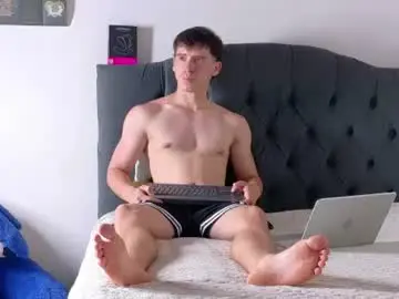 Chaturbate Live Sex of harry_brown2324