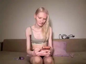 Chaturbate Best live sex cam show of krstn_tg