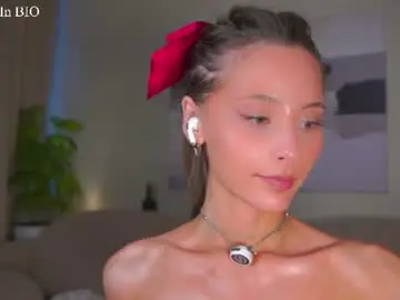 Chaturbate Sex Cam of falinecrosthwaite