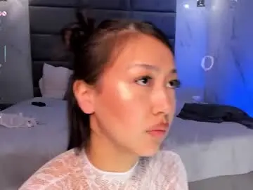 Chaturbate Best live sex cam show of kellyy_bern