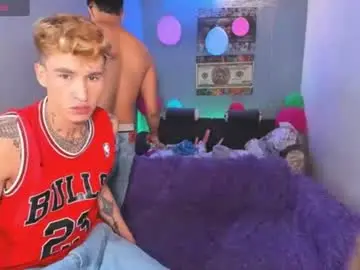 Chaturbate Best live sex cam show of latin_boysxxx_