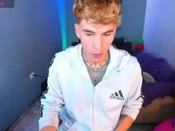 Chaturbate Live Porn of latin_boysxxx_