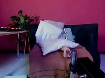 Chaturbate Sex Cam of milf_sikiu