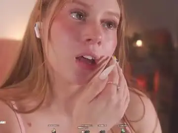 Chaturbate Live Sex Cam of milky_0