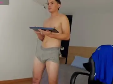 Chaturbate Free Porn Cam of snakeguy08